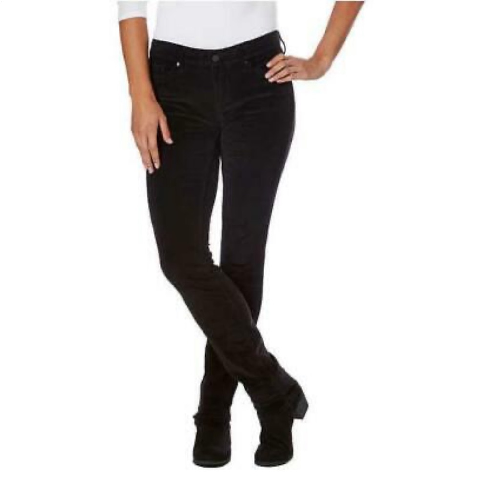 NWT: Calvin Klein Ultimate Skinny Corduroy Pants